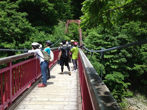 【MTB／サイクリング】定山渓MTBサイクリング インドカレーランチ+源泉かけ流し豊平峡温泉入浴付き！＜4～11月／札幌市街地送迎＞by Giro21