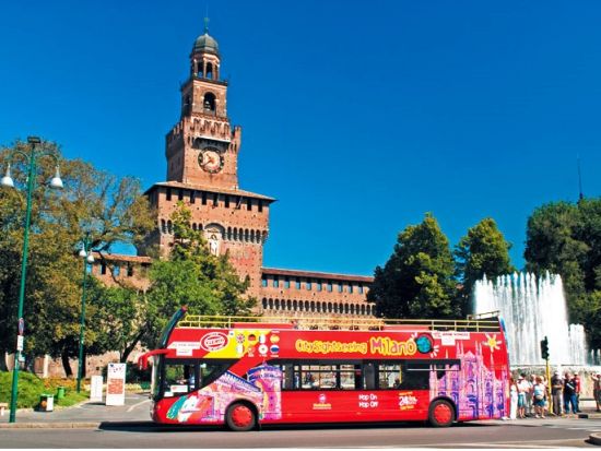 乗り降り自由！ミラノ"Hop-on Hop-off"観光バスチケット＜48時間パス／日本語オーディオガイド／ミラノ発＞