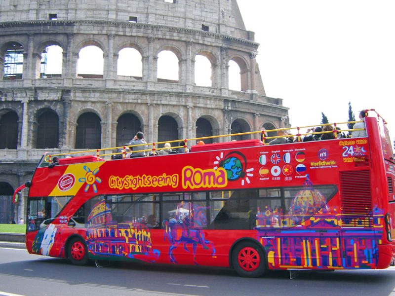 乗り降り自由 ローマ Hop On Hop Off 観光バスチケット 24時間または48時間パス 英語音声ガイド ローマ発 イタリア ローマ 旅行の観光 オプショナルツアー予約 Veltra ベルトラ