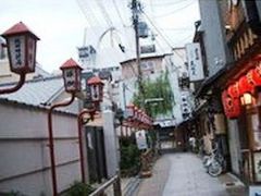 Hozenji Yokocho