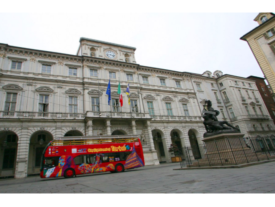 乗り降り自由！トリノ"Hop-on Hop-off"観光バスチケット＜24時間パス・48時間パス／トリノ発＞