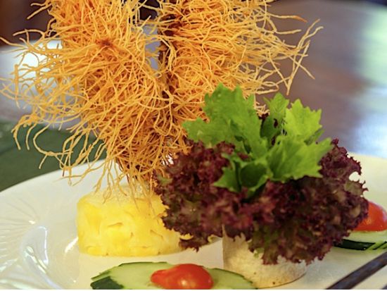 シェフ・チャイ　食事券＆事前予約　ユニークなメニューが評判の創作ダイニング＜夕食／パシフィカ・ホノルル内＞