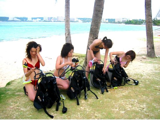 PADI オープンウォーター／アドバンス／スクーバダイバー ダイビングライセンス取得コース＜1～2日＞by アクアアカデミー