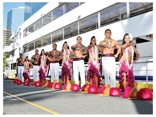 サンセット・ディナークルーズ 　スターオブホノルル号　ライブショーと選べるビュッフェまたはコースディナー