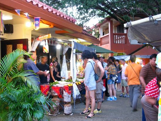 チャモロビレッジ ナイトマーケットツアー ローカルの熱気溢れる夜市を散策 シーグリルでチャモロ料理ディナー 水曜日限定 夕食付 グアムの観光 オプショナルツアー専門 Veltra ベルトラ チャモロビレッジ ナイトマーケットツアー ローカルの熱気溢れる夜市を散策 シーグリルでチャモロ料理ディナー 水曜日限定 夕食付 グアムの観光 オプショナルツアー専門 Veltra ベルトラ