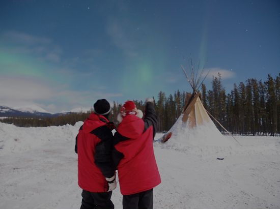 ホワイトホース オーロラ観賞ツアー　参加者だけのオーロラ専用施設での観測 ＜8～4月／一晩／日本語ガイド選択可＞