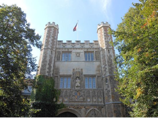 【プライベートツアー】ケンブリッジと美しき英国の風景 1日観光＜車＋アシスタント貸切／日本語／ロンドン発＞by[みゅう]