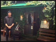 中崎町(築100年のカフェとそのオーナー)