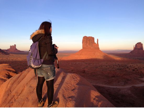 モニュメントバレーを網羅する日帰りツアー＜昼食付／日本語ガイド／セドナ発着＞