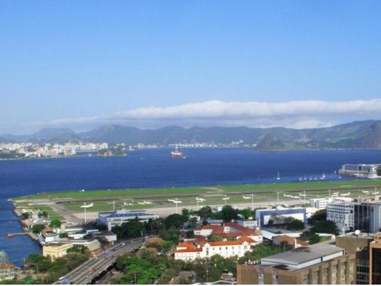 【空港送迎 貸切】アントニオ・カルロス・ジョビン国際空港⇔リオ市内＜英語ドライバー＞