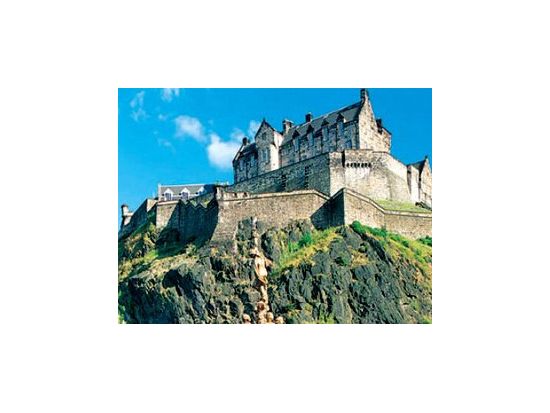 スコットランド 古都エジンバラ　宿泊ツアー　エジンバラ城入場券＋乗り降り自由バス乗車券付 ＜1泊2日または2泊3日＞
