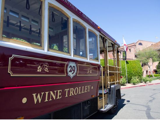 ナパバレー ワイントロリーで巡る1日ワイナリー ツアー ランチ付き＜3軒／英語／ナパ発着＞byNapa Classic Wine Trolley Tour