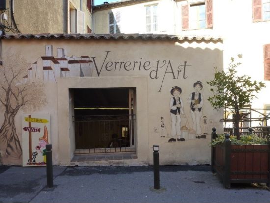 コートダジュールの可愛い小村 日帰りツアー　サンポール・ド・ヴァンス＆ビオット＆グルドン＆トゥレット・シュル・ルー ＜日本語ドライバーガイド＞