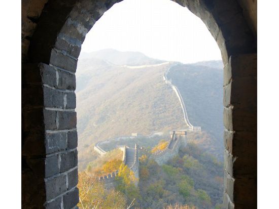 【トランジット(乗継)専用】北京首都空港発着・慕田峪万里の長城ツアー＜貸切チャーター／5時間／日本語ガイド付 or 日本語ドライバー＞ *車1台あたり料金