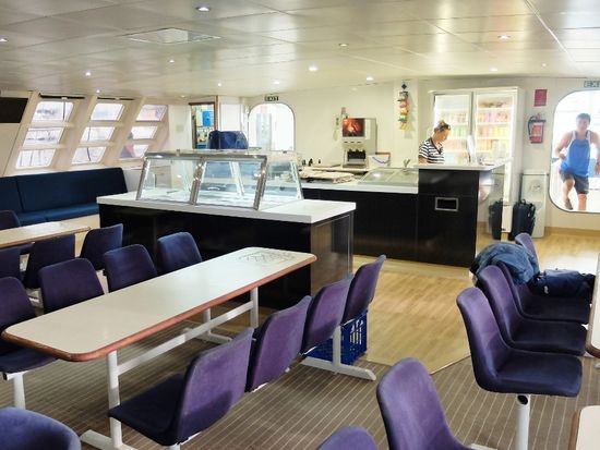 メインデッキ ビュッフェ台