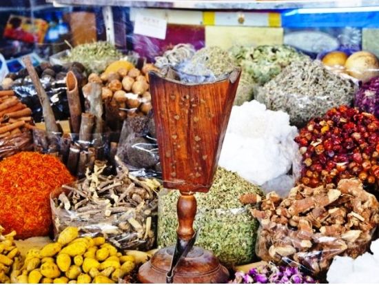 【プライベート】空港発 ドバイ観光　早朝スタート！アラビアンブレックファースト＋公認日本語ガイドとめぐる新旧市街＜半日＞ 