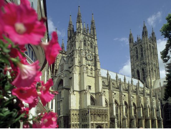 貴婦人の城リーズ城＆カンタベリー大聖堂＆ドーバー海峡　日帰り観光ツアー ＜日本語または英語ガイド＞ by Evan Evans Tours