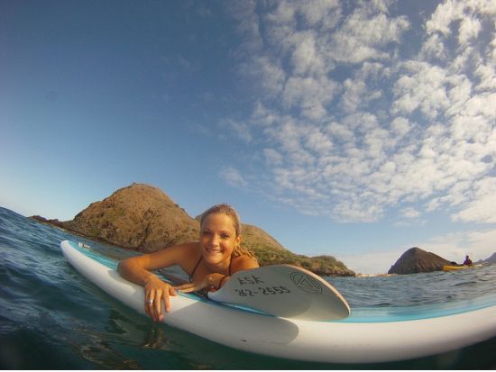 カイルア　スタンドアップパドル（SUP）ツアー  選べるガイド付きプランまたはセルフガイドプラン　ビーチアイテム＆昼食付き＜送迎付きプランあり＞