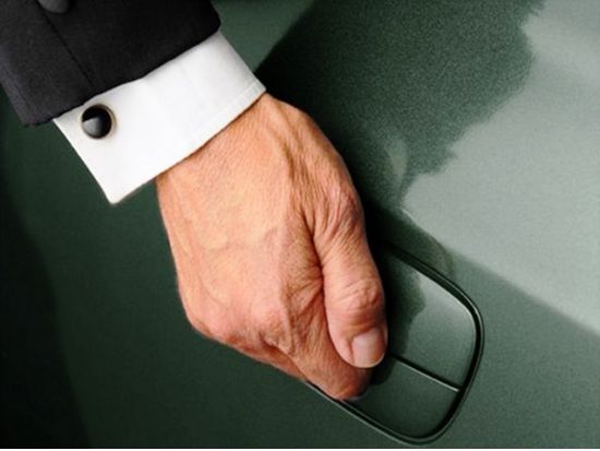 【空港送迎】ビルバオ空港 ⇔ サン・セバスチャン市内 ＜貸切／スペイン語ドライバー＞by Discovery Basque