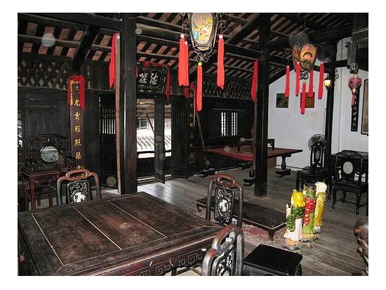 ホイアン市内　貸切チャーター（1～35名）4時間　自由自在に観光＜午前／現地ガイド 日本語可／ホイアン発＞