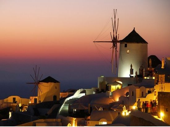 美しすぎる夕日に溜息　サントリーニ島4日間＜3泊4日／朝食付／1名様から予約可／アテネ発＞