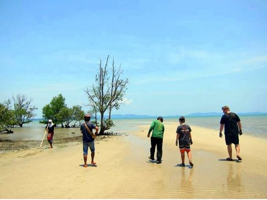 本格的オフロード・バギー体験　豪快・ワイルド・ATVバギーツアー　プーケット到着日＆最終日にも参加OK＜午前・午後／英語ガイド／空港お送りオプションあり＞