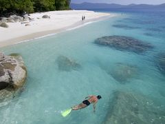 fitzroy island tour