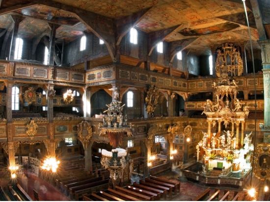 世界遺産ヤヴォルとシフィドニツァの平和教会群　日帰り観光ツアー ＜午前／貸切／日本語または英語ガイド／ヴロツワフ発＞