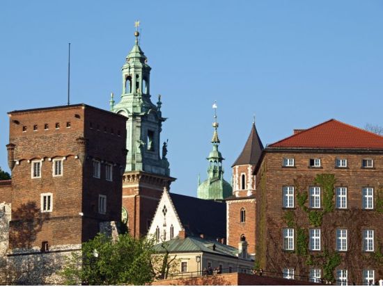 世界遺産 クラクフ歴史地区＆カルヴァリア・ゼブジドフスカ　日帰り観光ツアー ＜貸切／8時間／日本語ガイド／クラクフ発＞