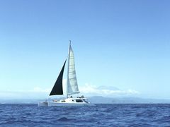 Sailing-the-Waka