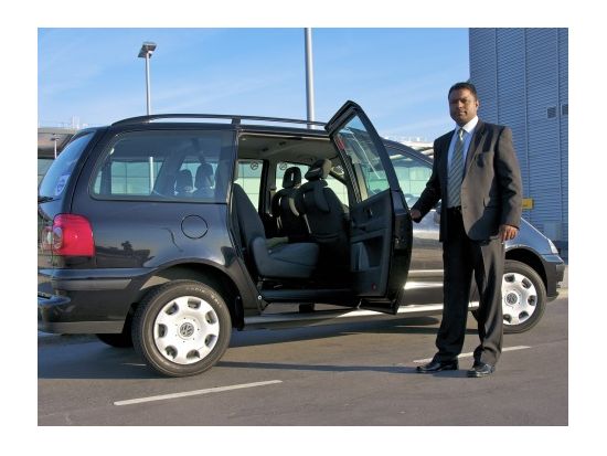 【空港送迎】ガトウィック空港 ⇔ ロンドン市内 ＜貸切／英語ドライバー＞