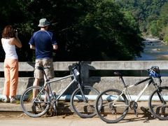 Lisu Lodge stop for sightseeing near river