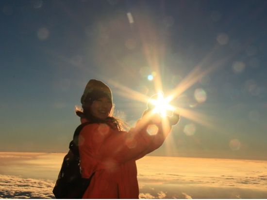 マウナケア山頂日の出と星空観測ツアー 満天の星空と日の出に感動！ツアーガイド撮影の一眼カメラ写真ご提供＜軽食付／日本語ガイド＞byマサシネイチャースクール