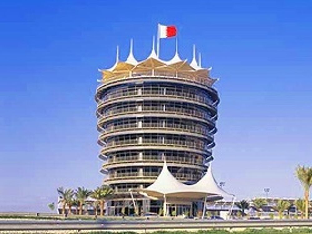 新旧のバーレーンの魅力を知る！バーレーン市内1日プライベート観光＜昼食付き／英語＞ バーレーンの観光・オプショナルツアー専門 VELTRA