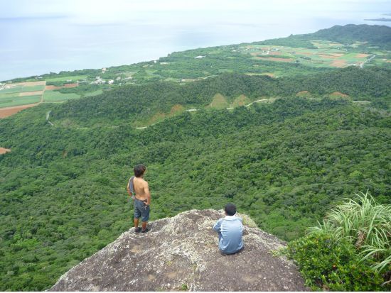 野底岳（マーペー）トレッキング 石垣島の全貌が見れる最高の景色を！1名様から貸し切り催行＜島内ホテル送迎付／石垣島＞by ニコラス ツアーズ