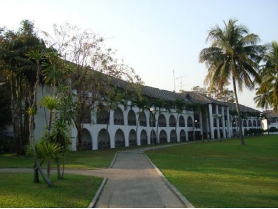 バンプラ・ゴルフクラブ  送迎付きゴルフツアー ＜日本語ガイド付き／カート代込＞