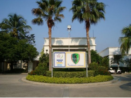 【ゴルフ予約】ブラパゴルフクラブ（Burapha Golf Club） ＜パタヤ市内ホテル往復送迎付き／カート代込＞