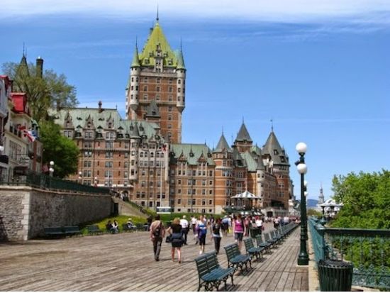 世界遺産都市ケベックシティー　ウォーキングツアー ＜日本語ガイド＞