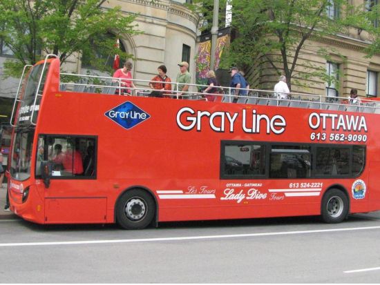 オタワ 乗り降り自由観光バス＜5～10月／日本語音声ガイド＞by Gray Line Ottawa
