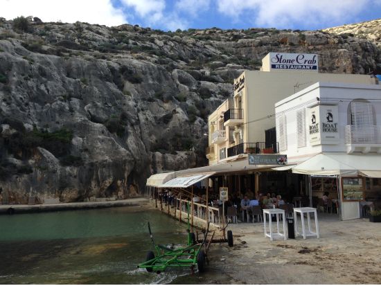 【プレミアム・マルタ】公認日本人ガイドと巡る大自然 & 神秘の古代遺跡のゴゾ島＜車＋ガイド貸切／日本語／フェリー／昼食付＞