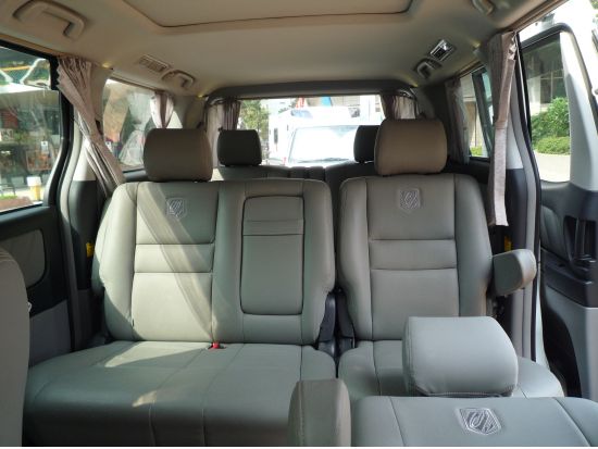 【空港送迎】シンガポール・チャンギ国際空港⇔シンガポール市内またはセントーサ島内ホテル　高級車利用＜貸切／最大4名／英語ドライバー＞