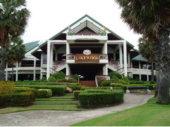 レイクウッドカントリークラブ　送迎付きゴルフツアー ＜空港送迎の選択可／日本語ガイド付き／カート代込＞