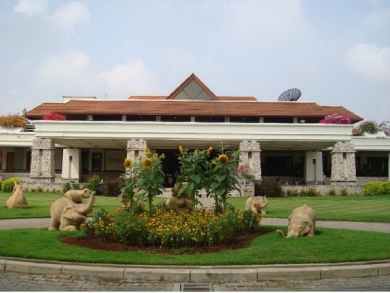 ムアンゲオゴルフコース　送迎付きゴルフツアー ＜空港送迎の選択可／日本語ガイド付き／カート代込＞