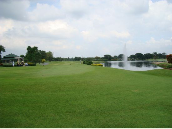 ロイヤルゴルフ＆カントリークラブ　送迎付きゴルフツアー ＜空港送迎の選択可／日本語ガイド付き／カート代込＞