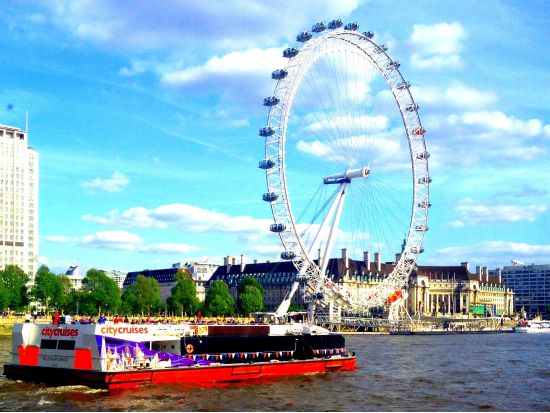 テムズ川  ランチクルーズ ＜現地集合・解散＞by シティクルーズ