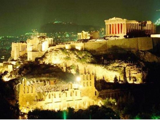 アテネナイトツアー  アクロポリスのライトアップとギリシア伝統料理のディナーショー＜5～10月／アテネ発＞