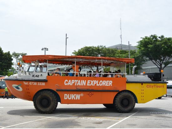 水陸両用バス　シンガポールダックツアー ＜英語ガイド＞