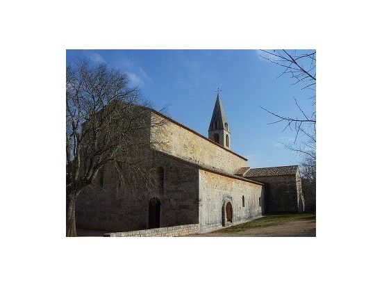 コート・ド・プロヴァンス　ワイナリー2軒＋ル・トロネ修道院＋サント・ロズリン礼拝堂＜3月～10月／日本語ガイド／ニース発着＞