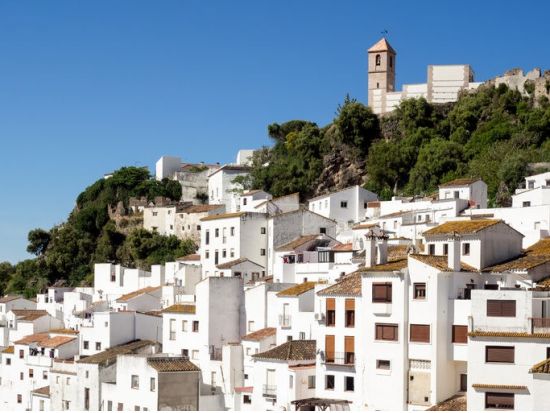 アンダルシアの白い村 ミハス＆カサレス＋断崖絶壁の村 ロンダ 1日観光プライベートツアー＜マラガ発グラナダ着＞