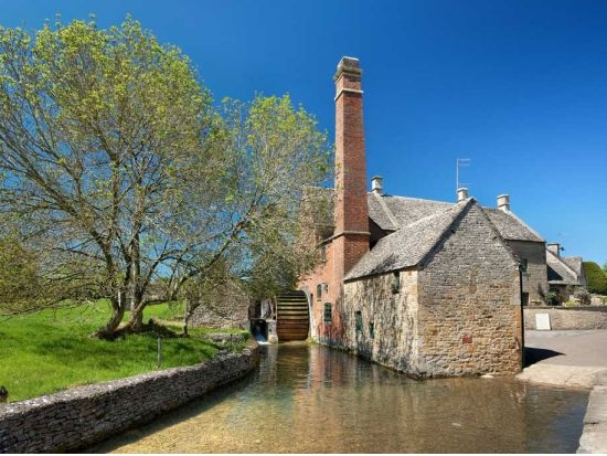 北コッツウォルズ5つの村 1日観光ツアー チッピングカムデン＆ブロードウェイ＆ボートンオンザウォーター＜貸切／日本語または英語ドライバー／コッツウォルズ発＞